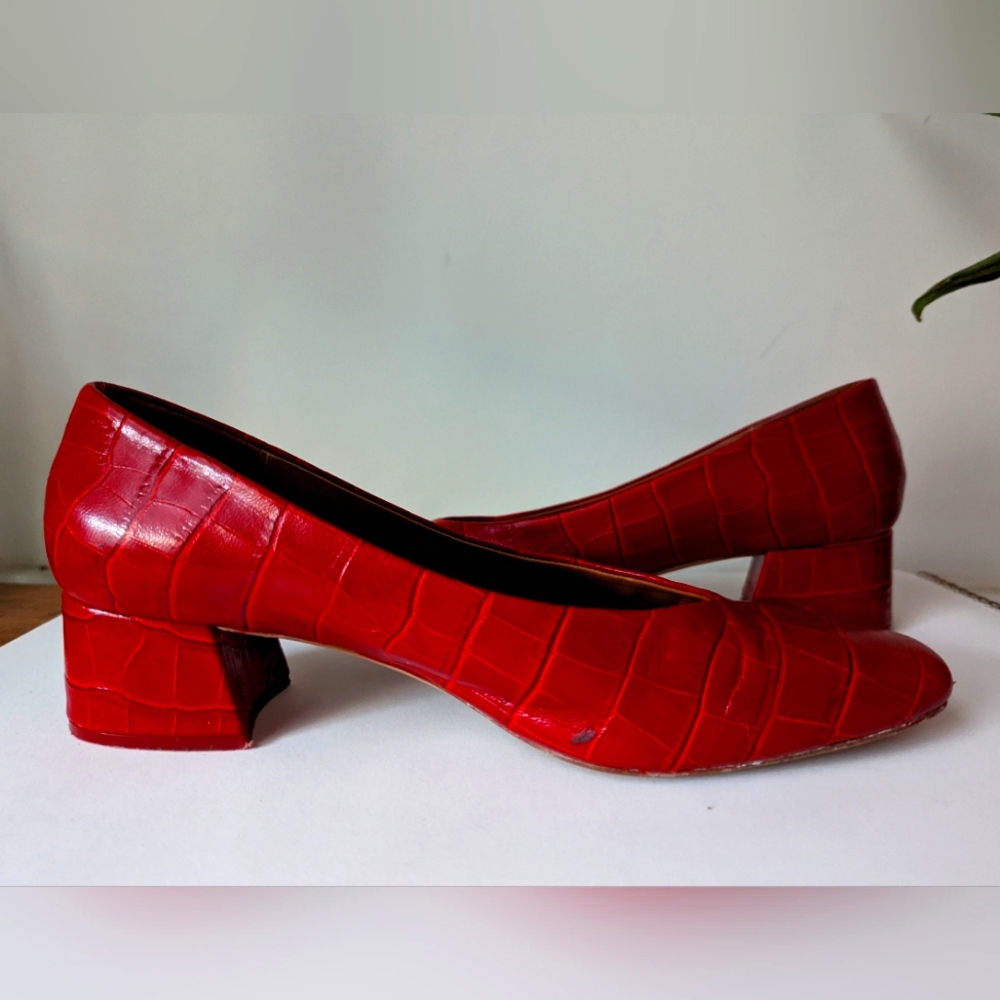 Miista croc embossed block heel pump